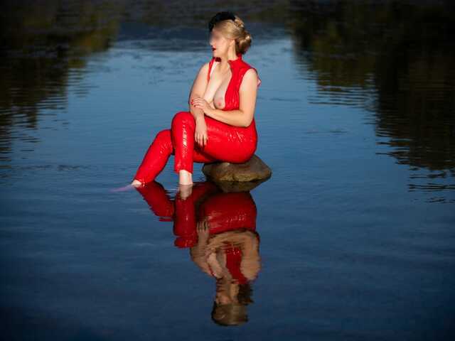 Girls | Models | Callgirls: Bild Sophie - Lingam Expertin in Krems