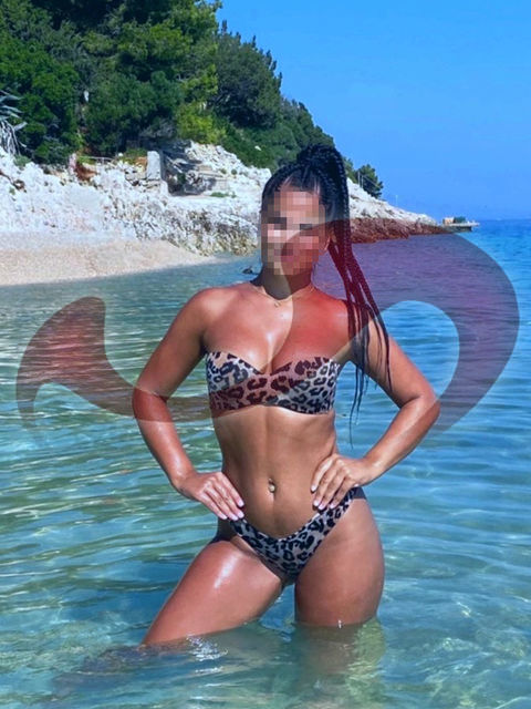 Girls | Models | Callgirls: Bild Nicole in Brunn am Gebirge 