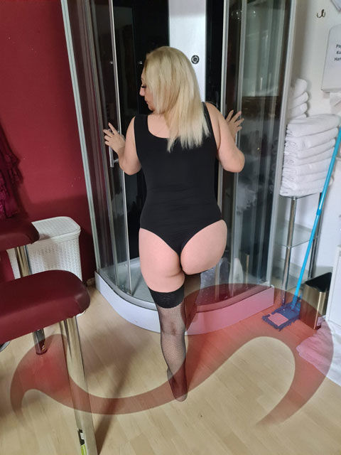 Girls | Models | Callgirls: Bild Monika Hot Milf  in Linz