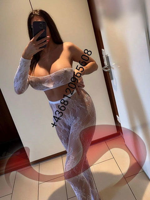 Girls | Models | Callgirls: Bild Alina in Haid bei Ansfelden