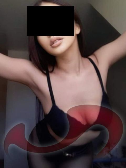 Girls | Models | Callgirls: Bild Nadia in St. Valentin