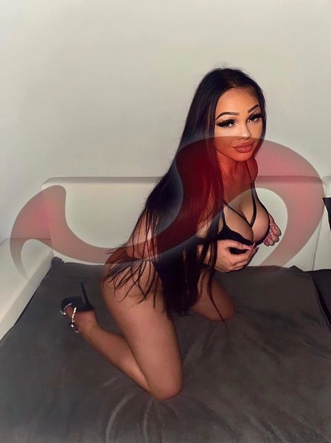 Girls | Models | Callgirls: Bild Alisha in Kemmelbach