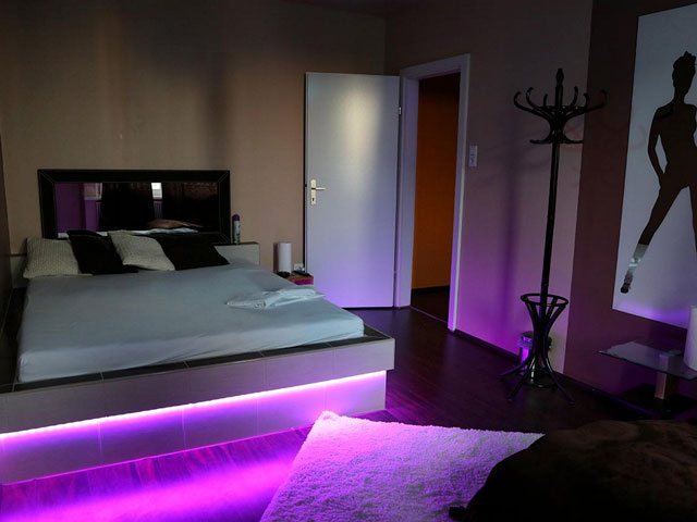 Laufhaus | Laufh�user: Bild Laufhaus & Nightclub - HERZL BAR in Leonding