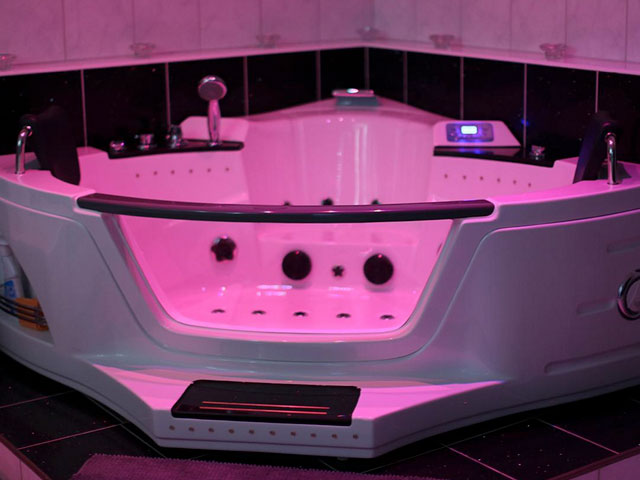 Laufhaus | Laufh�user: Bild Laufhaus & Nightclub - HERZL BAR in Leonding