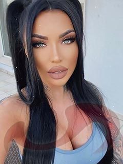  Raffaellaa  in Wien  / Wien , Zollgasse 3 