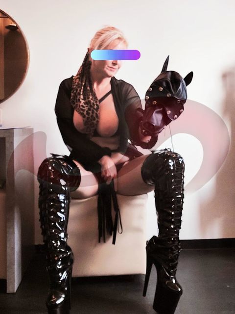  - Girls | Models | Callgirls:  Vicky  in Tirol  / Innsbruck , Grabenweg 65 